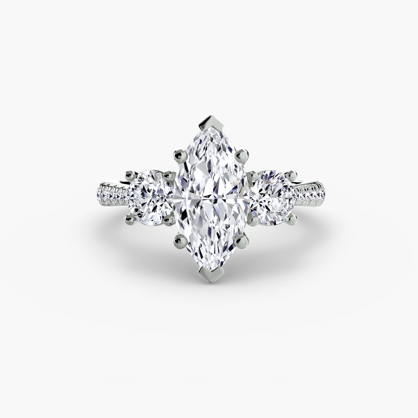 Dazzling Three-Stone diamond ring with Pavé Band