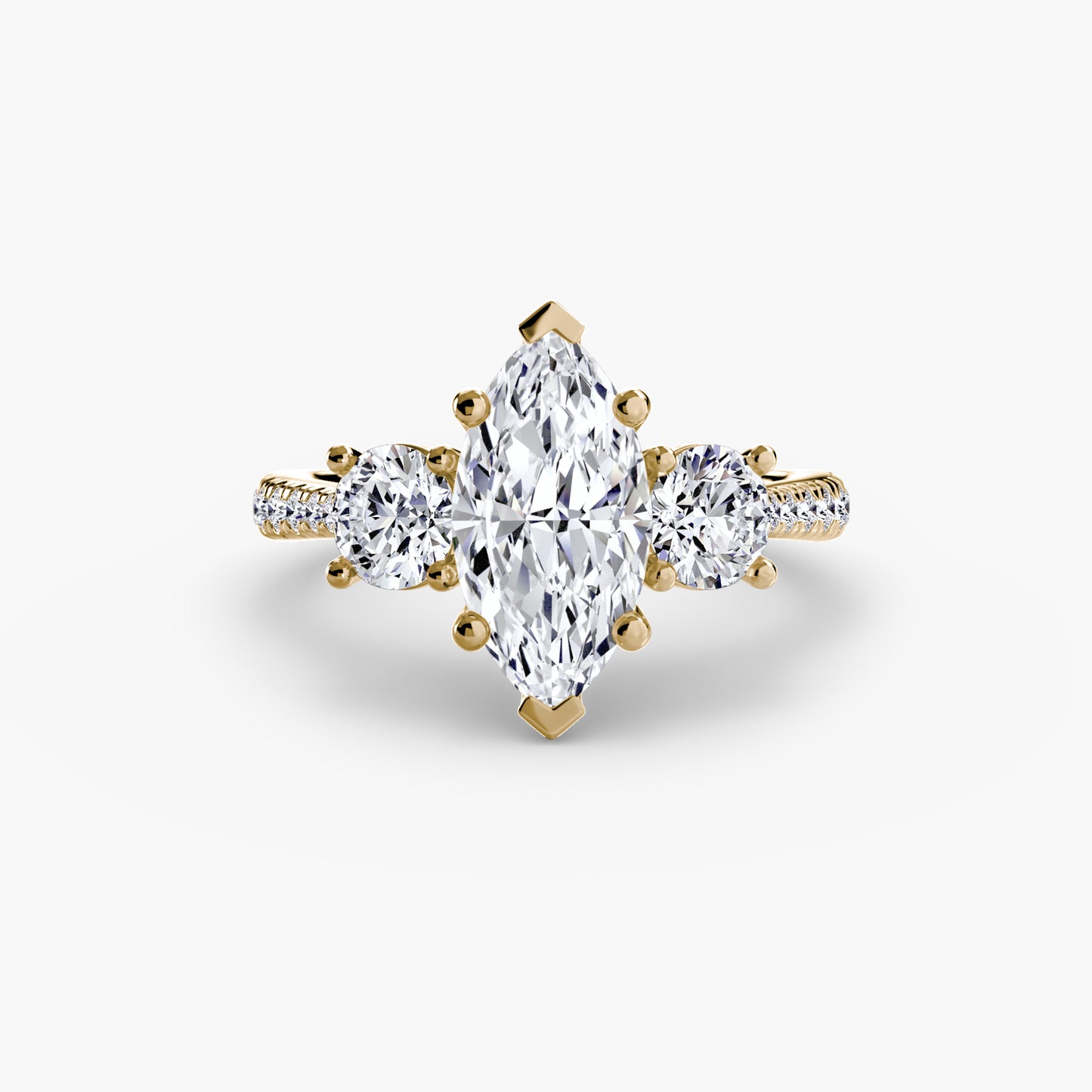 Dazzling Three-Stone diamond ring with Pavé Band