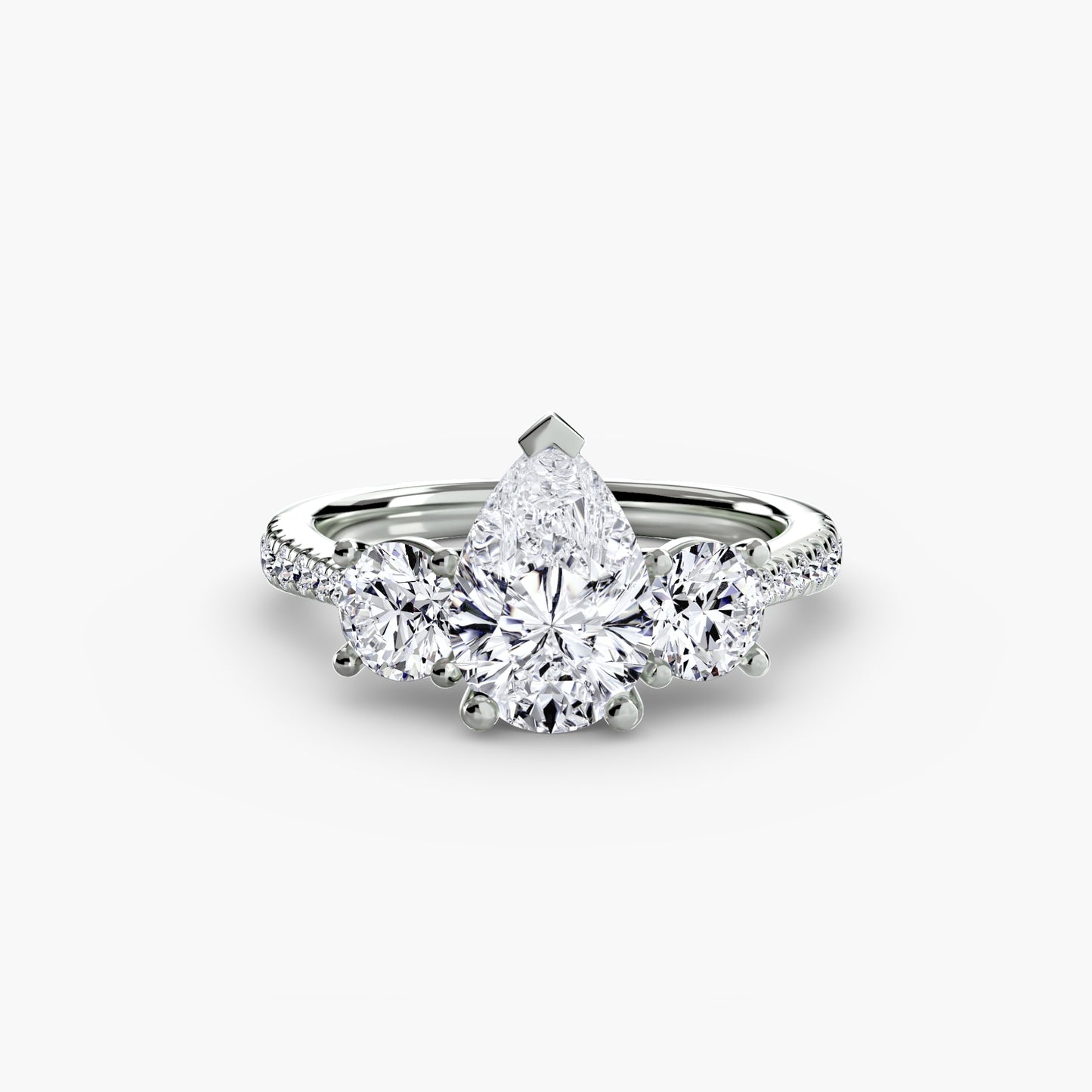 Dazzling Three-Stone diamond ring with Pavé Band