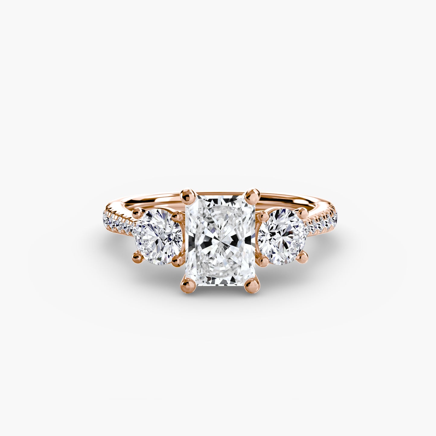 Dazzling Three-Stone diamond ring with Pavé Band