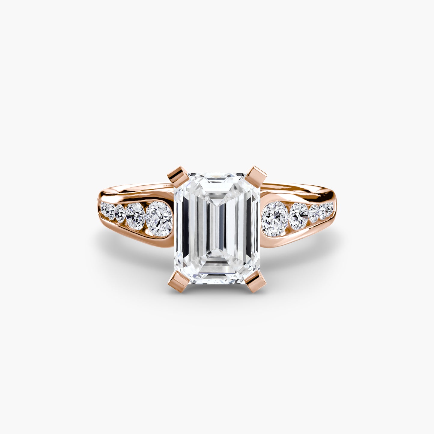 Scintillating Diamond Solitaire ring with Pavé