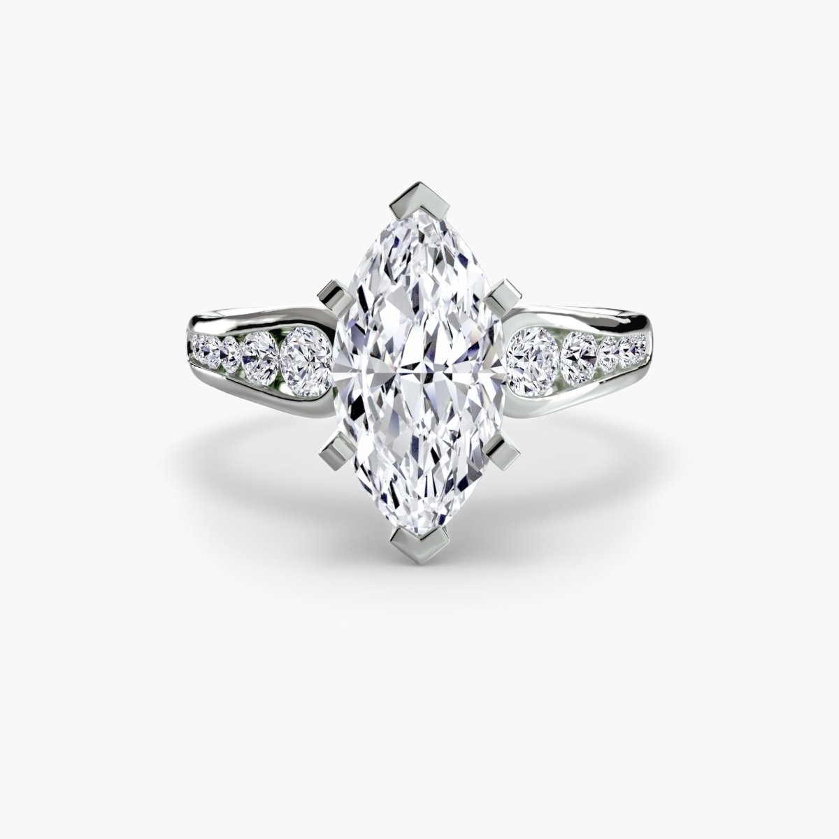 Scintillating Diamond Solitaire ring with Pavé | Joaillerie VCL