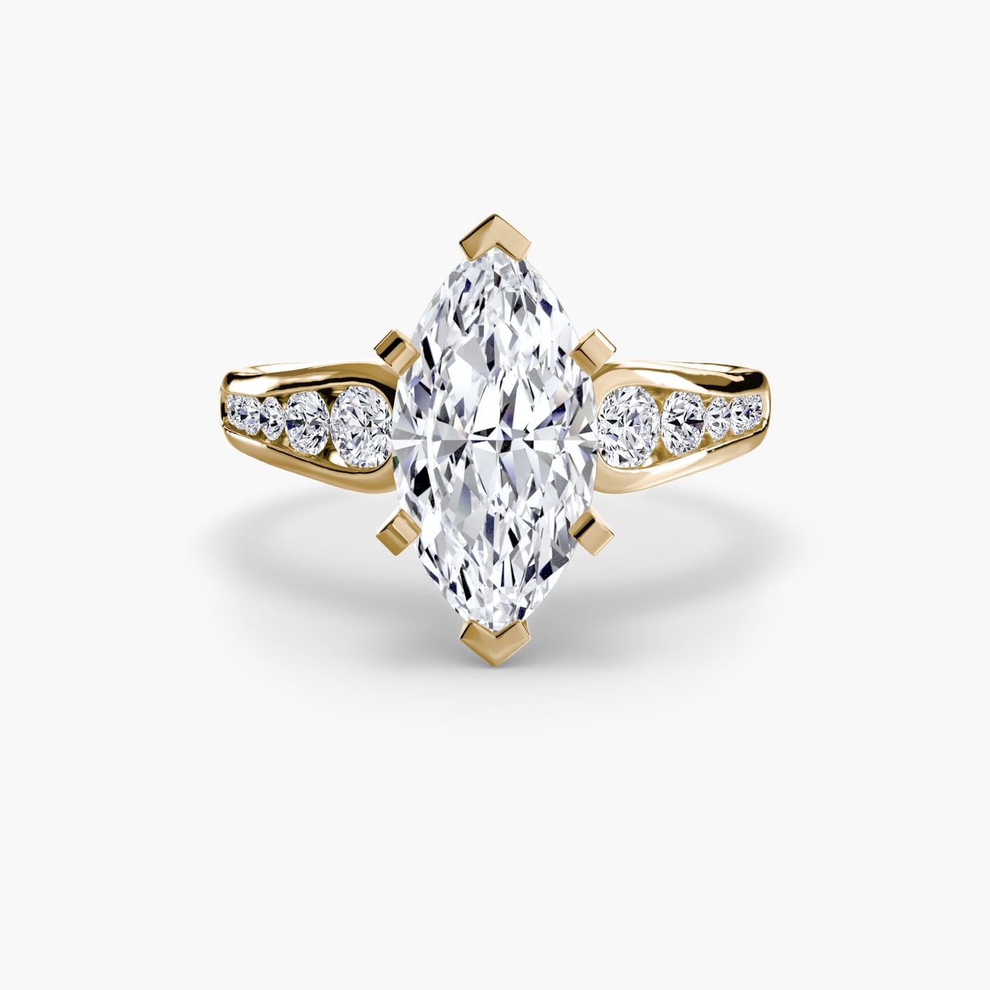 Scintillating Diamond Solitaire ring with Pavé