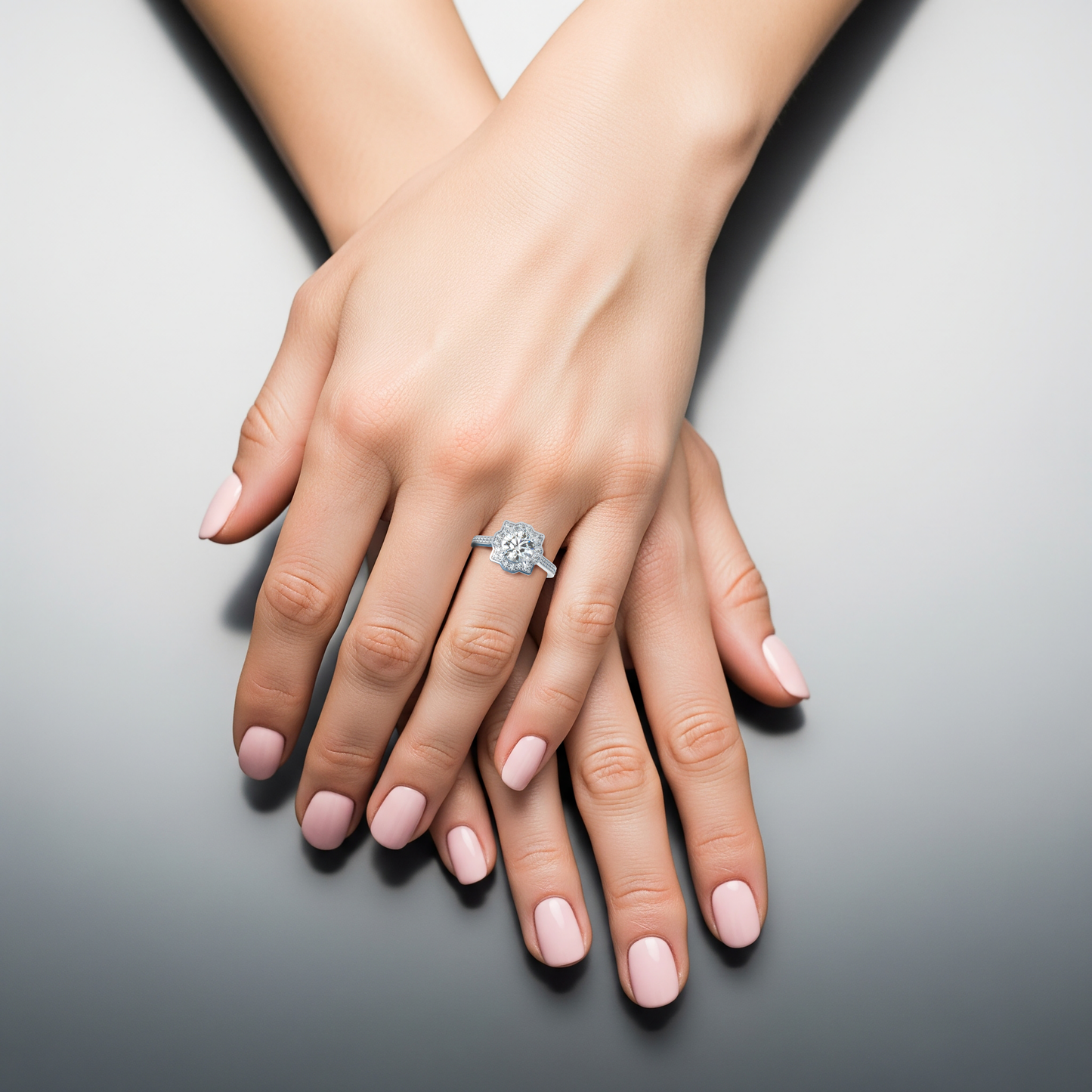 Tara VCL Halo prestige diamond ring