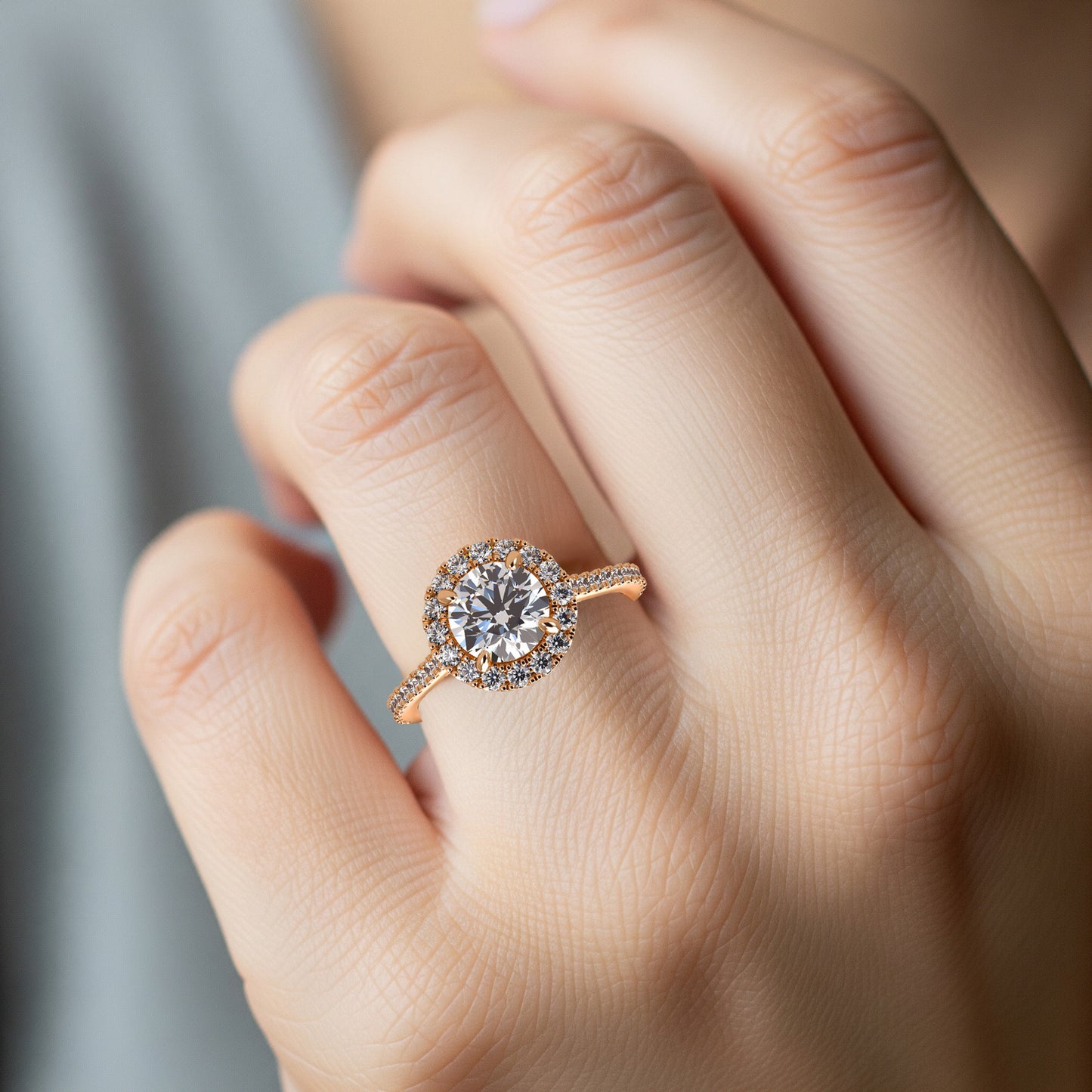 Libellule VCL Halo prestige diamond ring