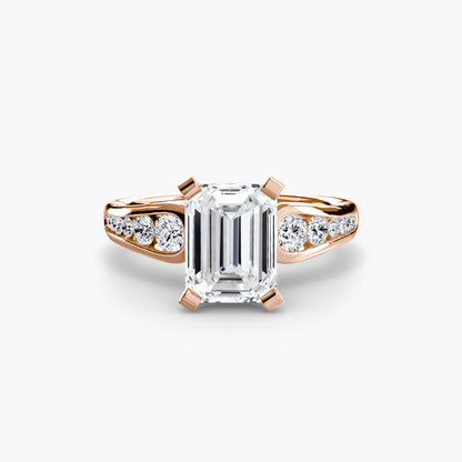Scintillating Diamond Solitaire ring with Pavé