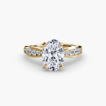 Timeless sparkle diamond solitaire with Pavé