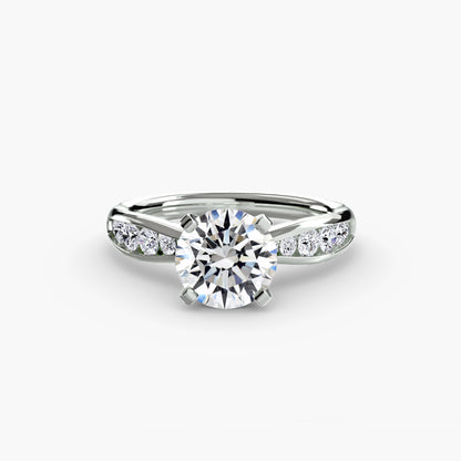 Timeless sparkle diamond solitaire with Pavé